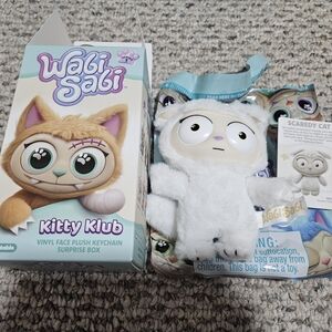 Wabi Sabi Kittyy Klub White Plush Vinyl Face Keychain